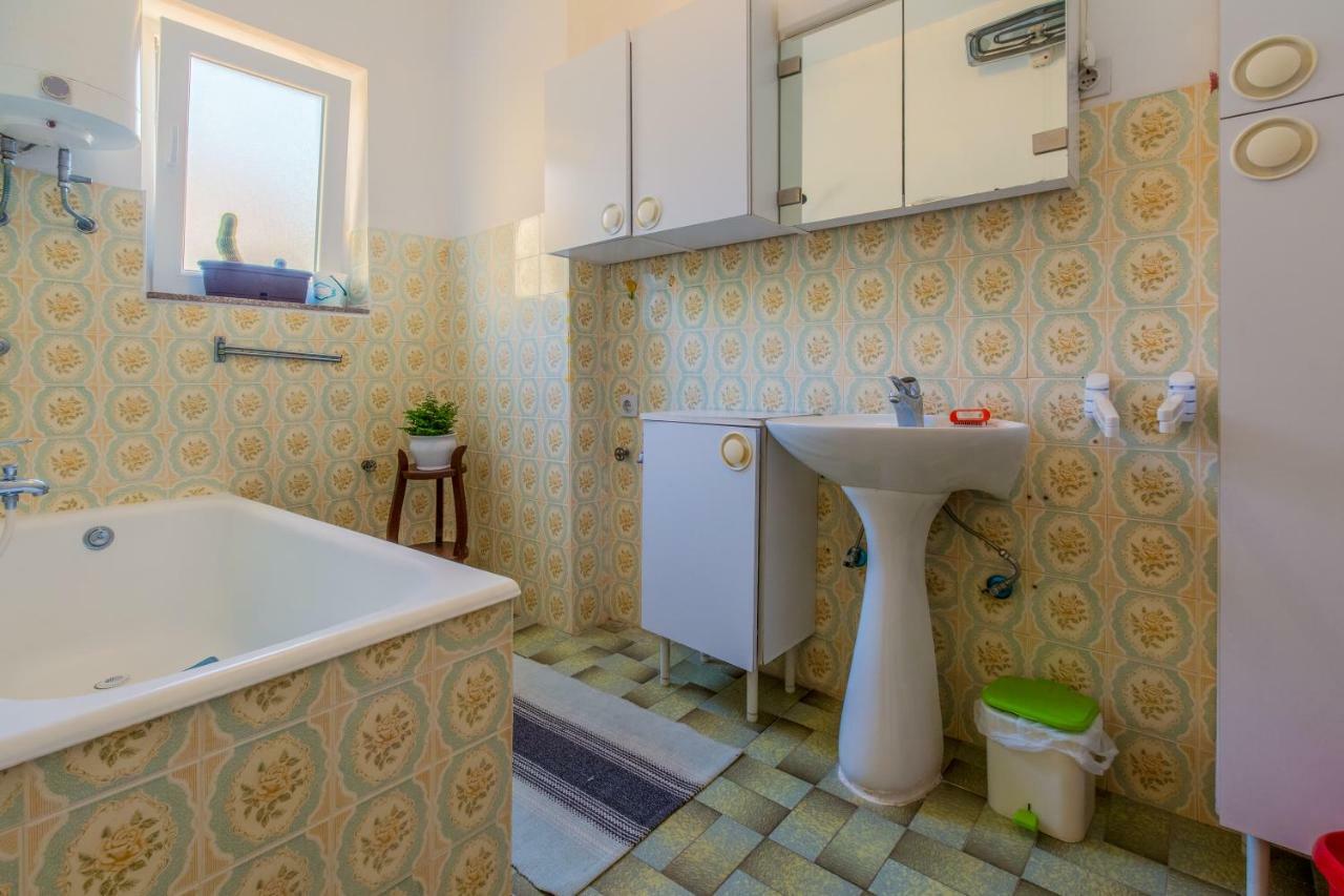 Apartman Nada Dramalj Esterno foto